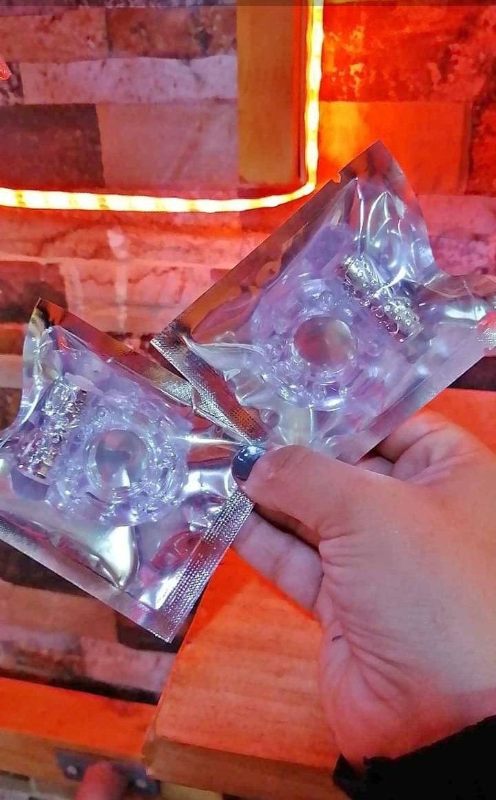 Anillo vibrador retardante sencillo